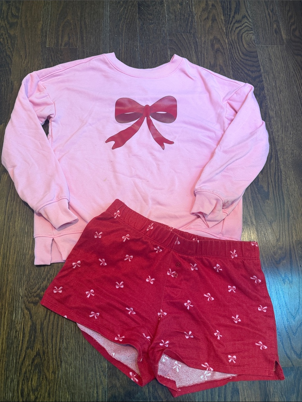 art class Pink Top with Red Bow & Red Bow-Print Shorts Pajama Set